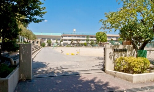 第二中学校