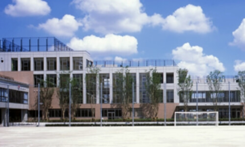 日出学園小学校